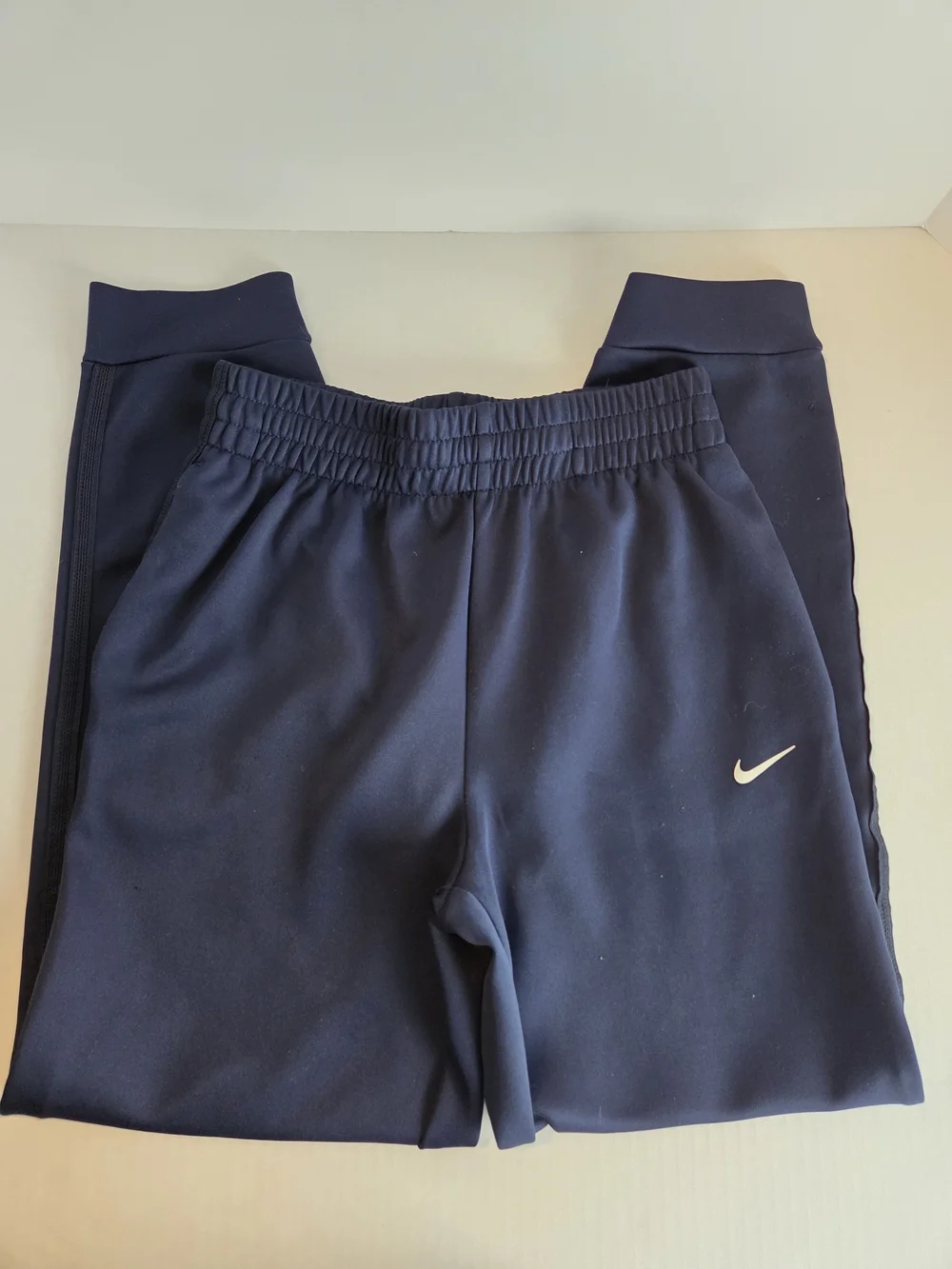 Nike Kids' Navy Joggers And Neon Shirt Bundle Size L - Picture 5 of 7